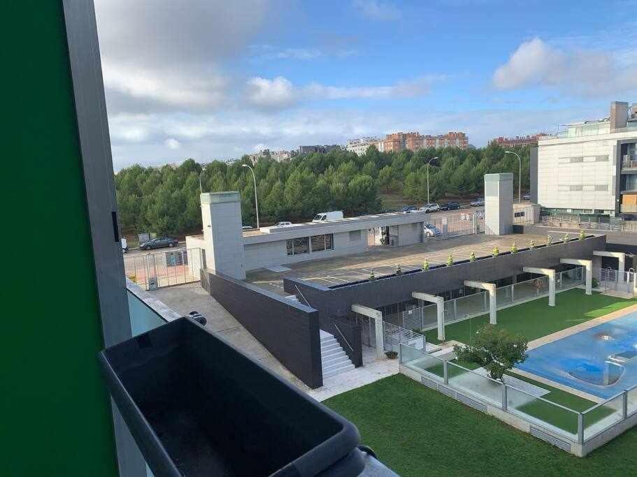Espectacular Apartamento Con Piscina Y Garaje Madrid Buitenkant foto
